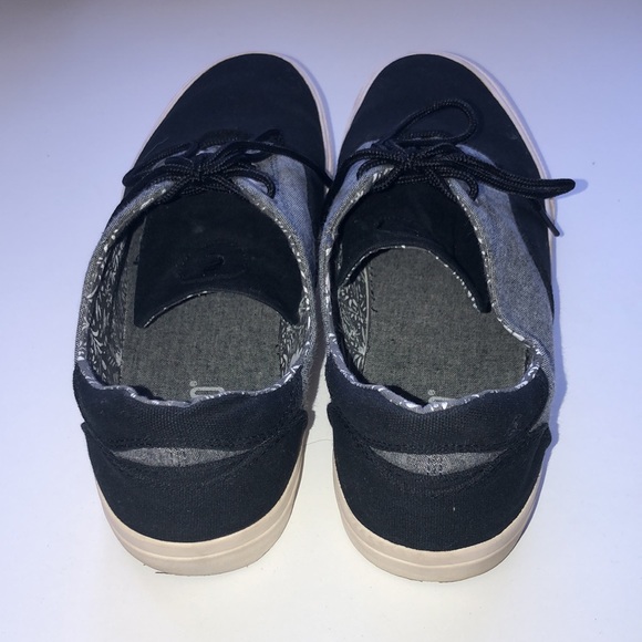 CREVO Sneakers (size m 11) - Picture 3 of 4
